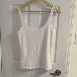 Classic White Women's Tank Top Camisole size estimated to be Large